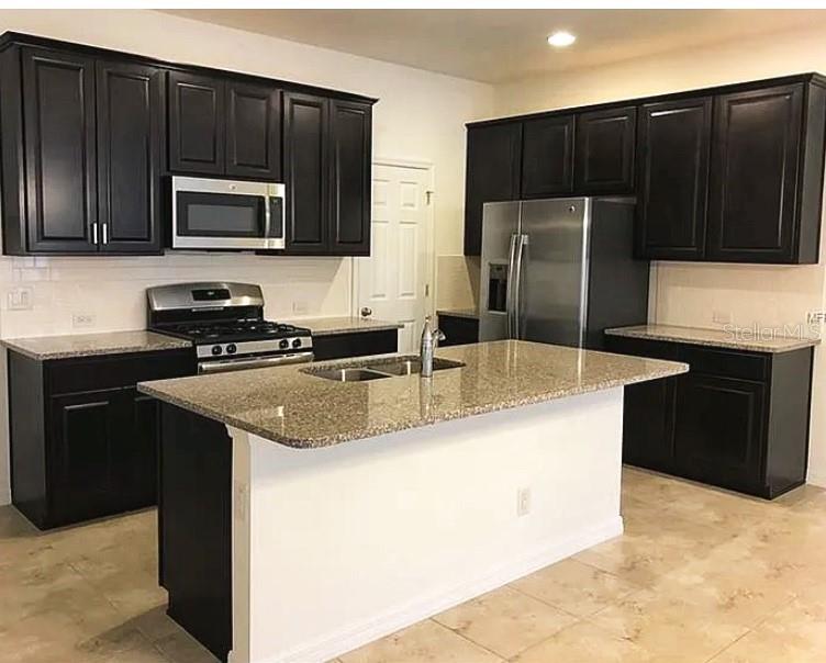 Image 2 of 7 For 15590 Murcott Blossom Boulevard