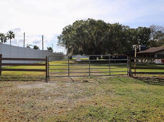 Image 19 of 30 For 4705 Kissimmee Park Road