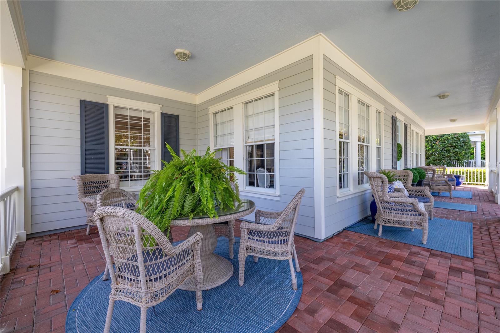 Image 3 of 78 For 529 Greenbrier Avenue