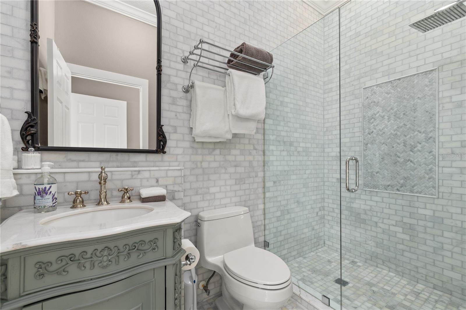 Image 34 of 78 For 529 Greenbrier Avenue