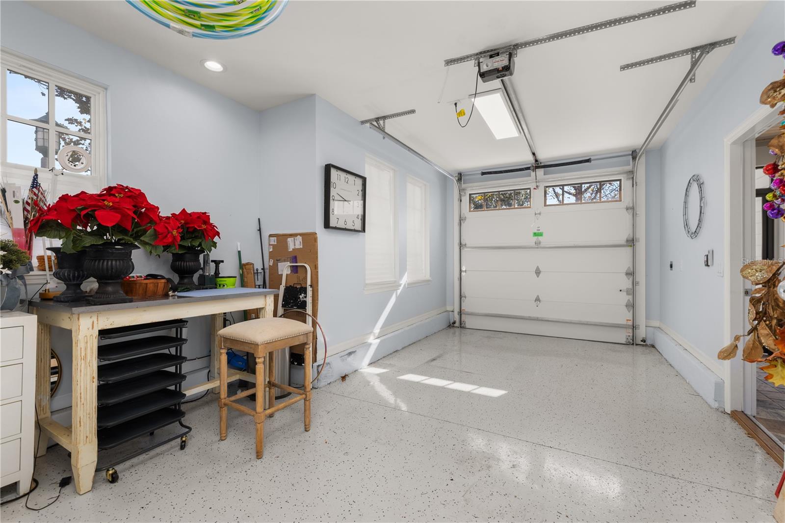 Image 43 of 78 For 529 Greenbrier Avenue