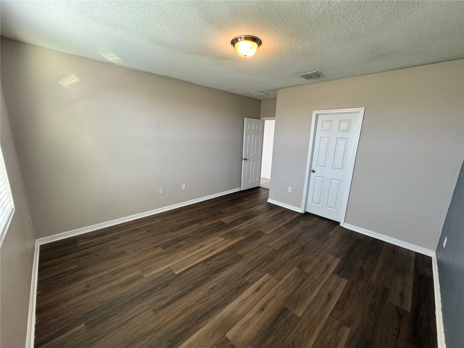 Image 18 of 42 For 512 Mckenna Drive