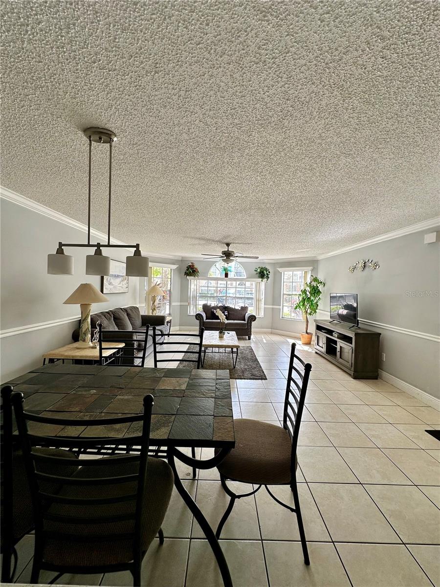 Image 4 of 24 For 5012 Laguna Bay Circle 73