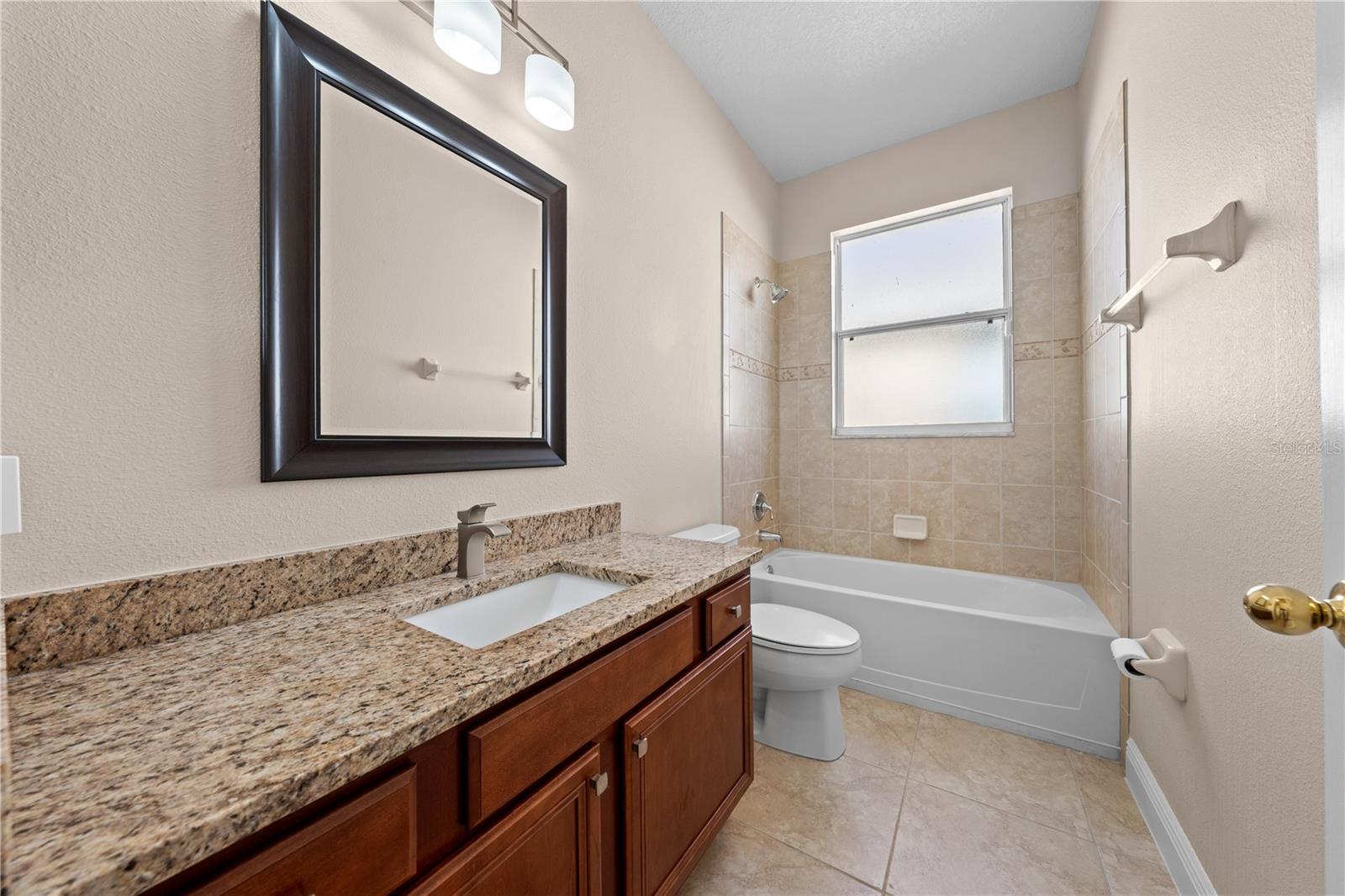 Image 23 of 44 For 3817 Golden Feather Way