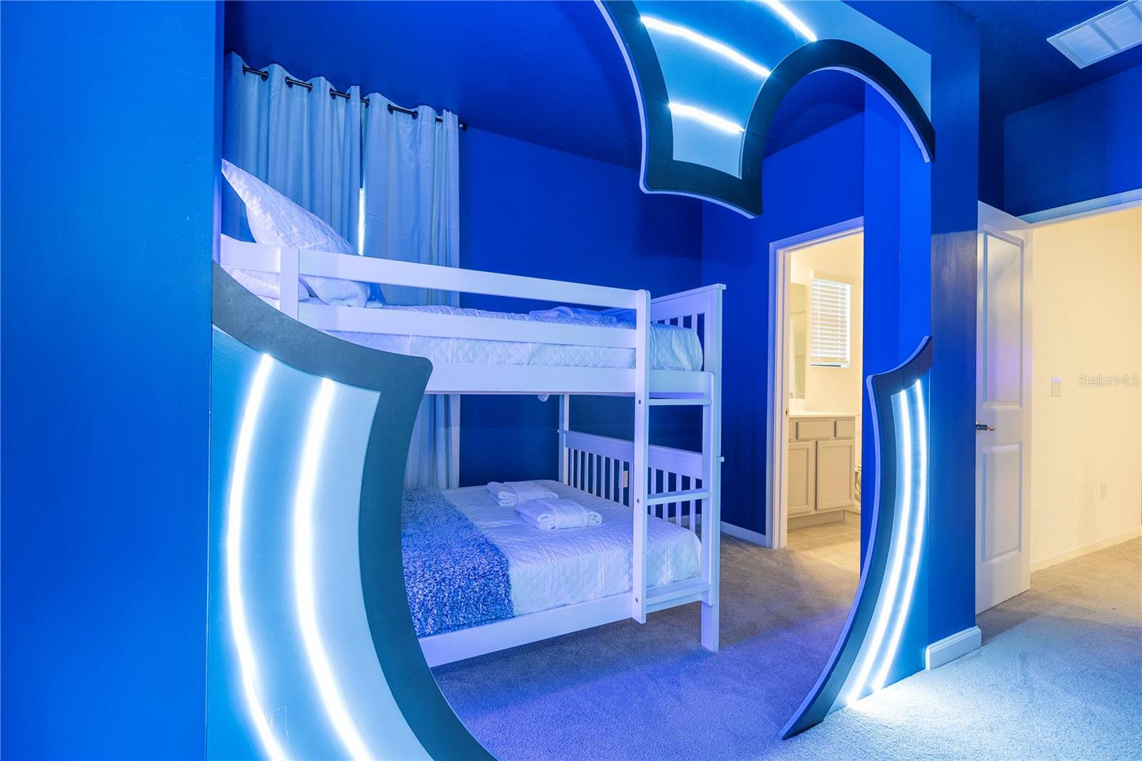 Image 66 of 96 For 6097 High Seas Drive