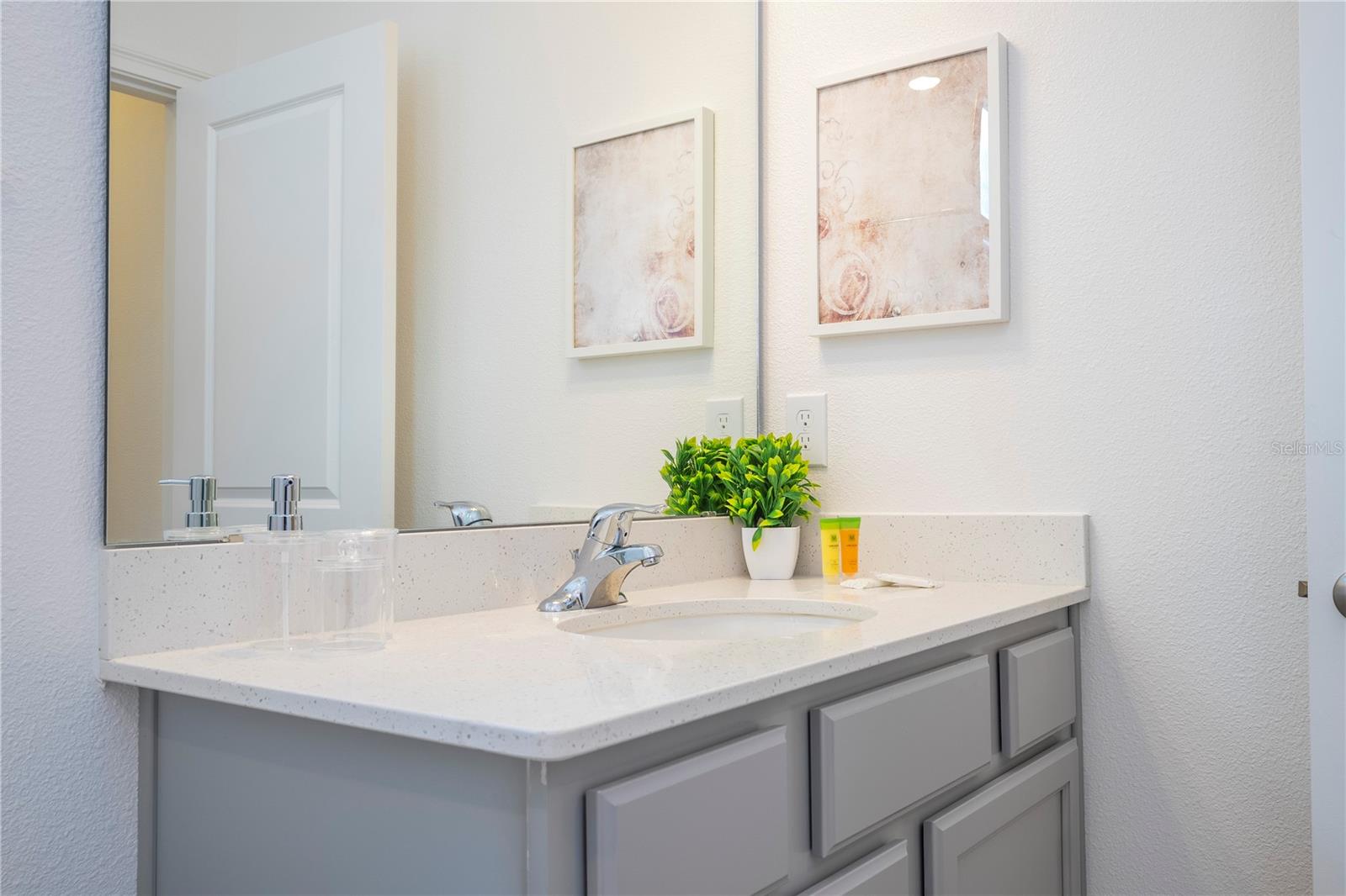 Image 73 of 96 For 6097 High Seas Drive