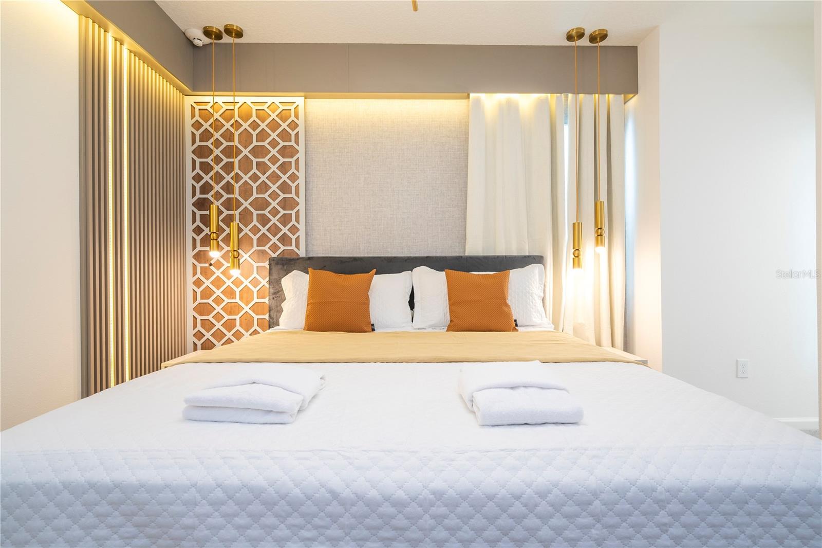 Image 76 of 96 For 6097 High Seas Drive