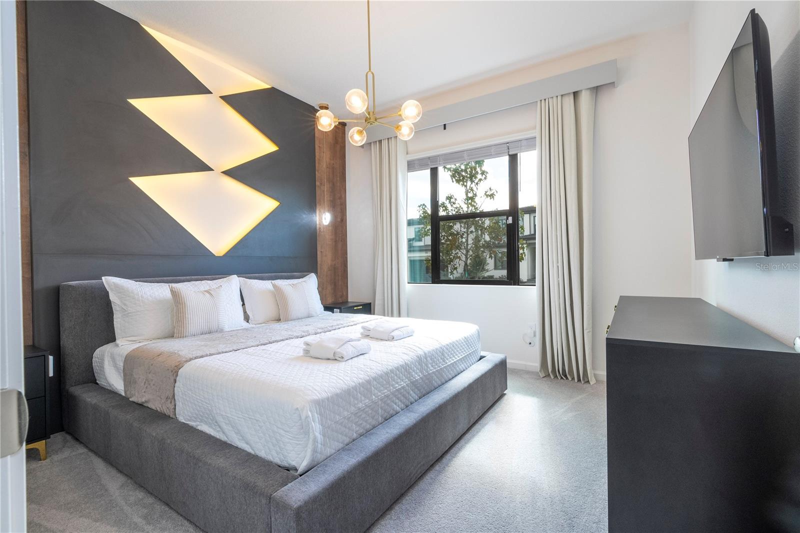 Image 9 of 96 For 6097 High Seas Drive