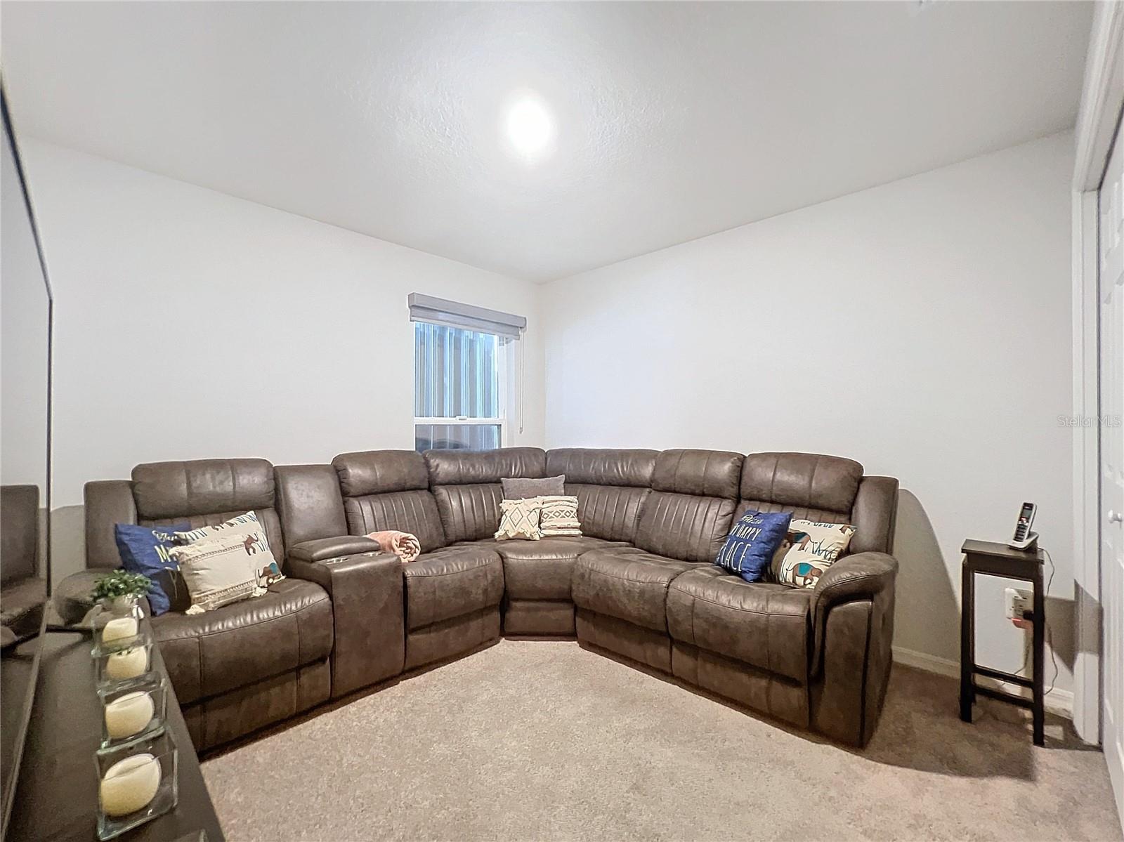 Image 12 of 15 For 2027 Dexter Street