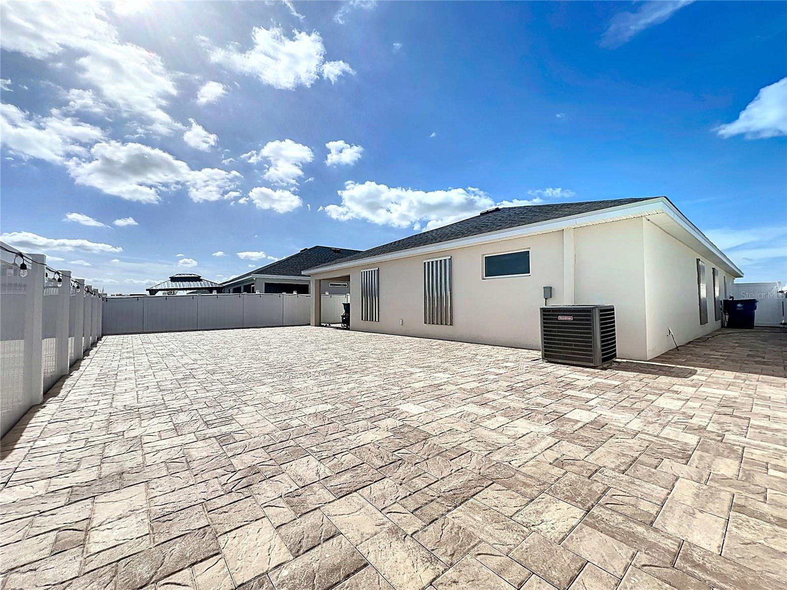 Image 15 of 15 For 2027 Dexter Street