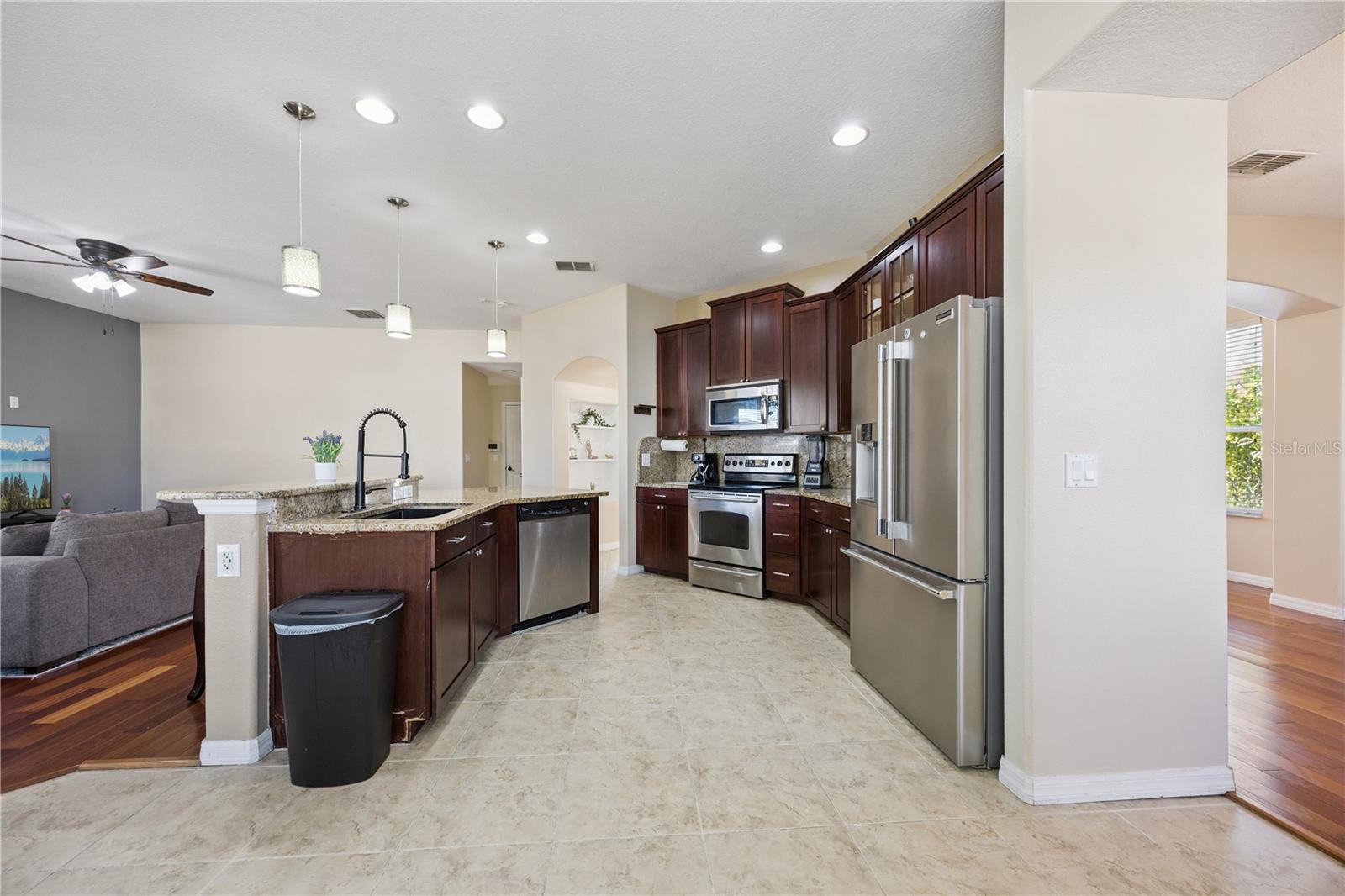 Image 21 of 68 For 3660 Daydream Place