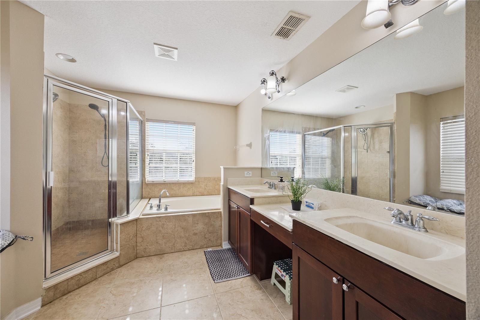 Image 38 of 68 For 3660 Daydream Place