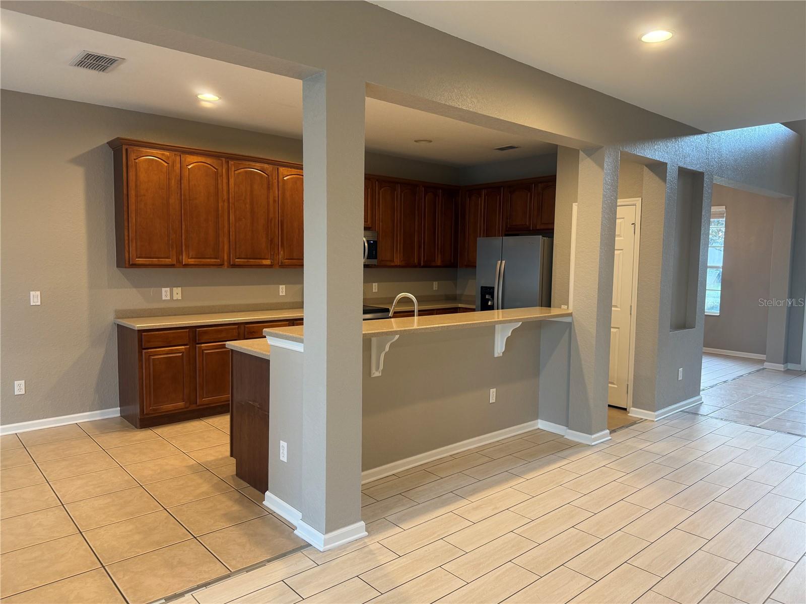 Image 4 of 29 For 14737 Windigo Lane