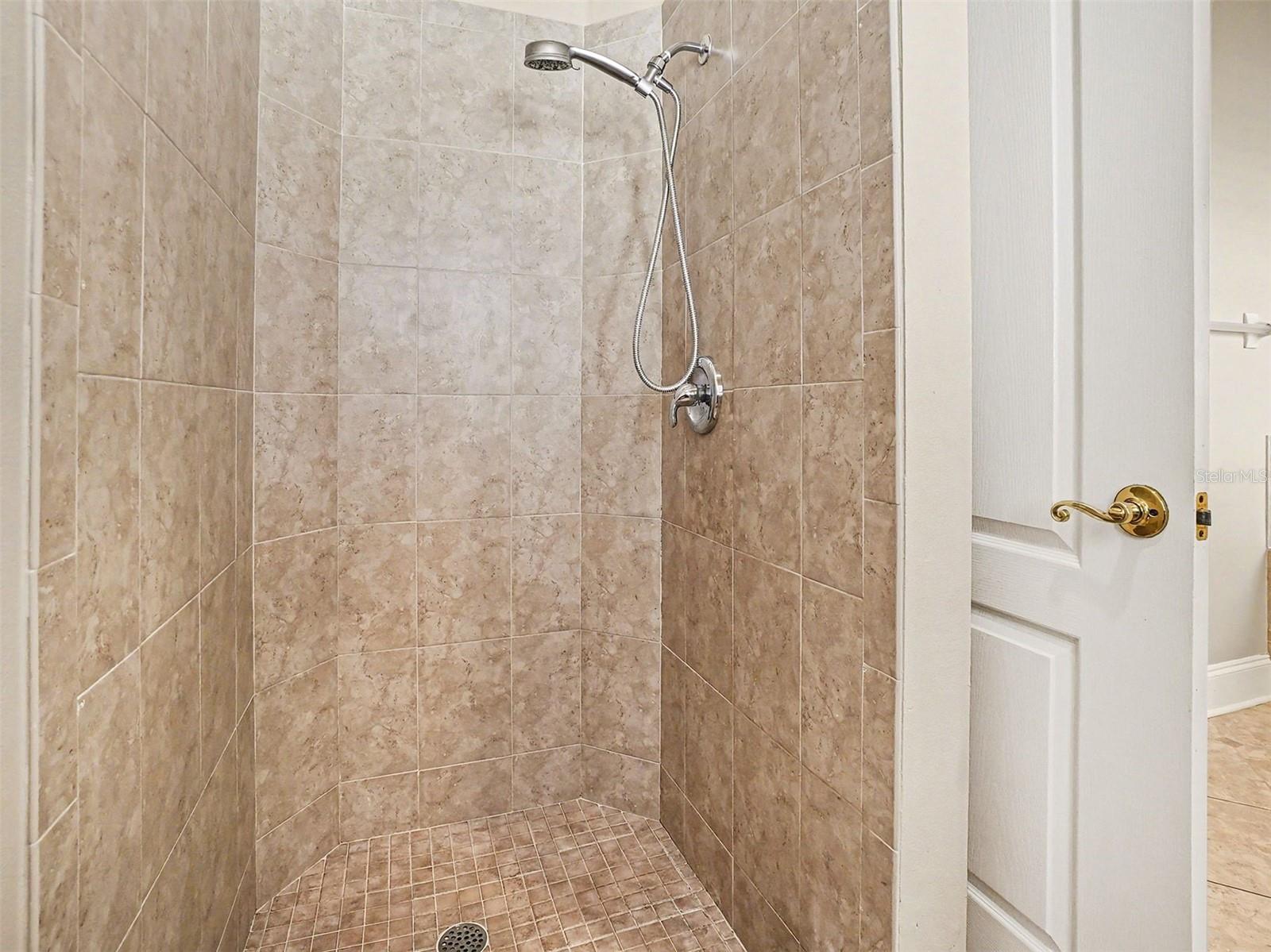 Image 11 of 28 For 1221 Valley Creek Run