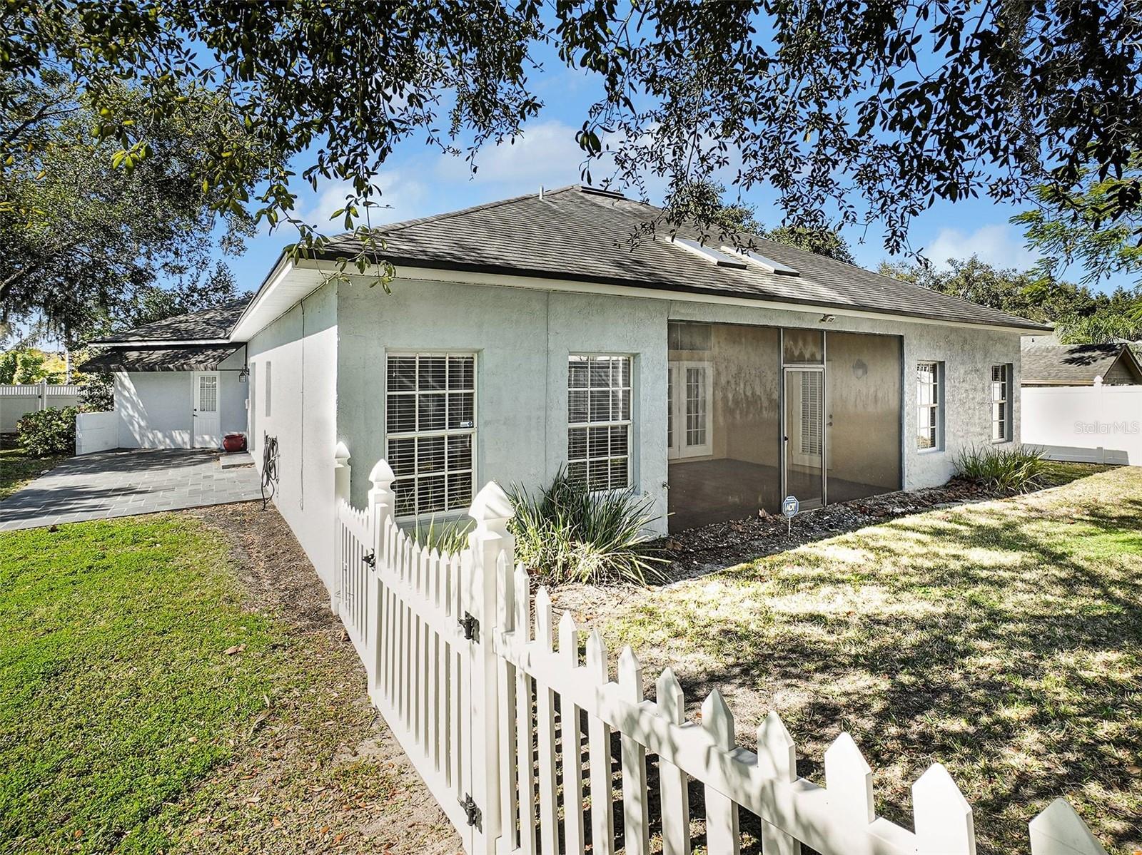 Image 25 of 28 For 1221 Valley Creek Run