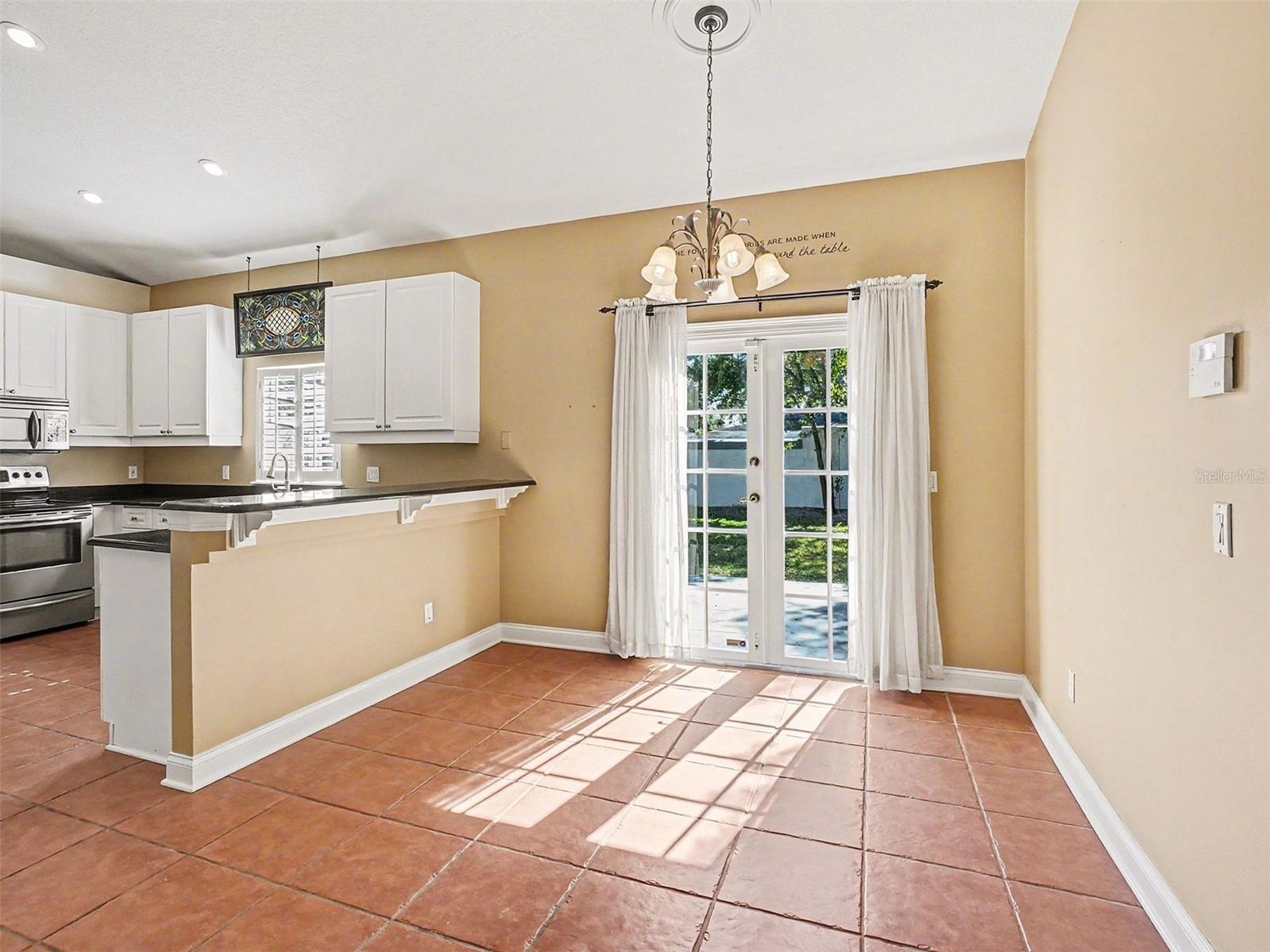 Image 7 of 28 For 1221 Valley Creek Run