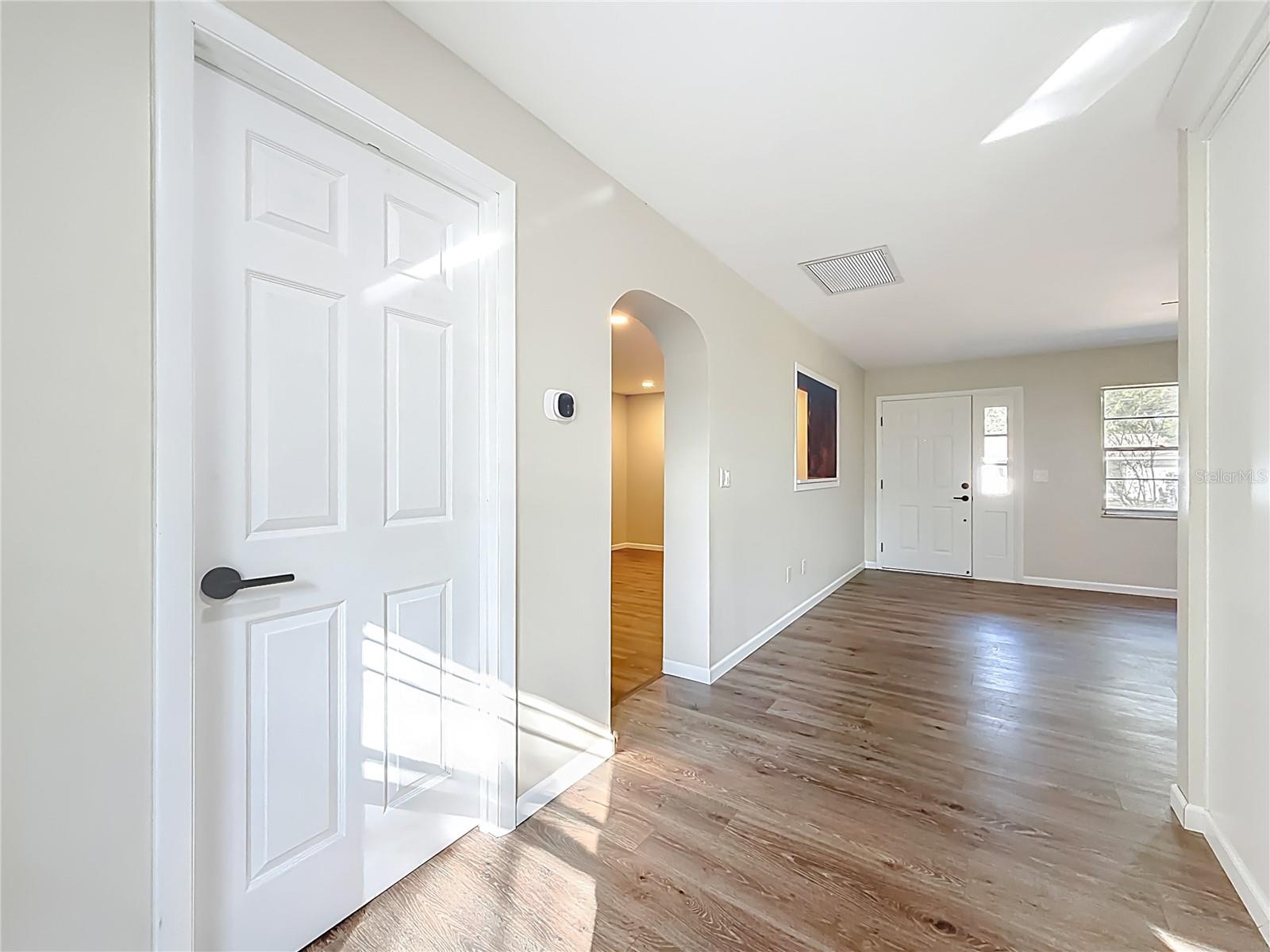 Image 16 of 66 For 2450 40th Street