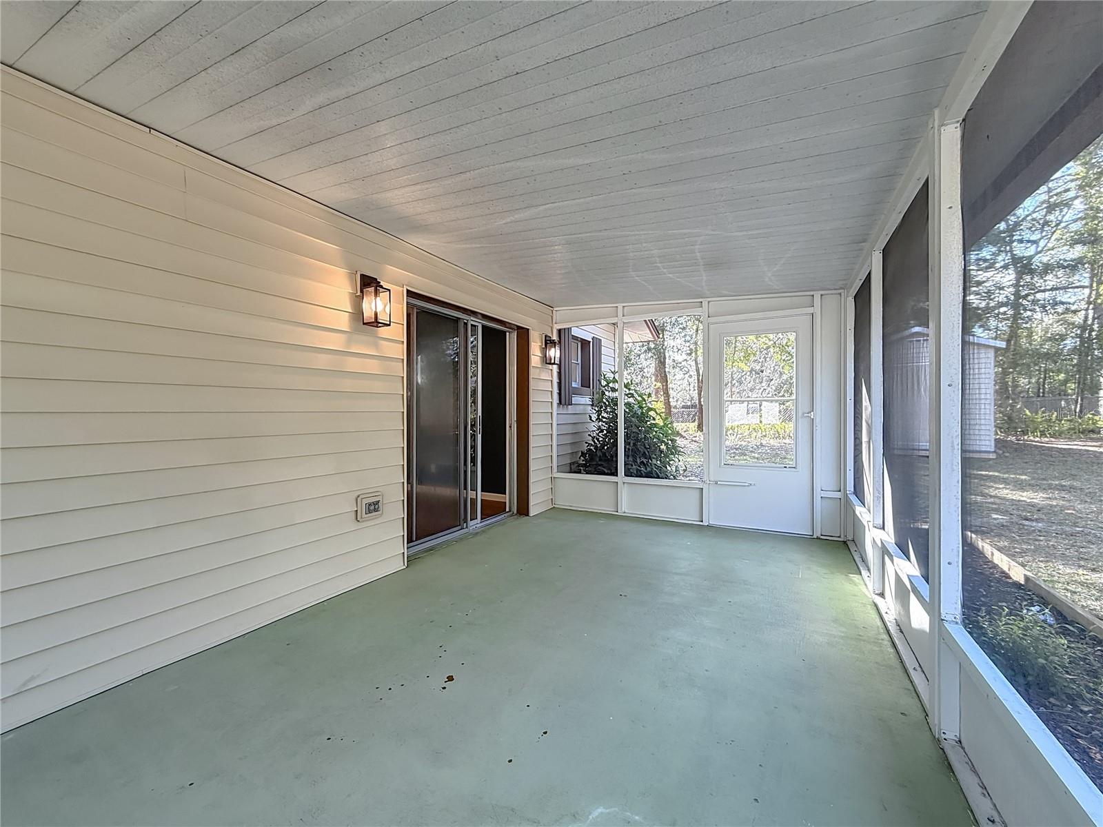 Image 51 of 66 For 2450 40th Street