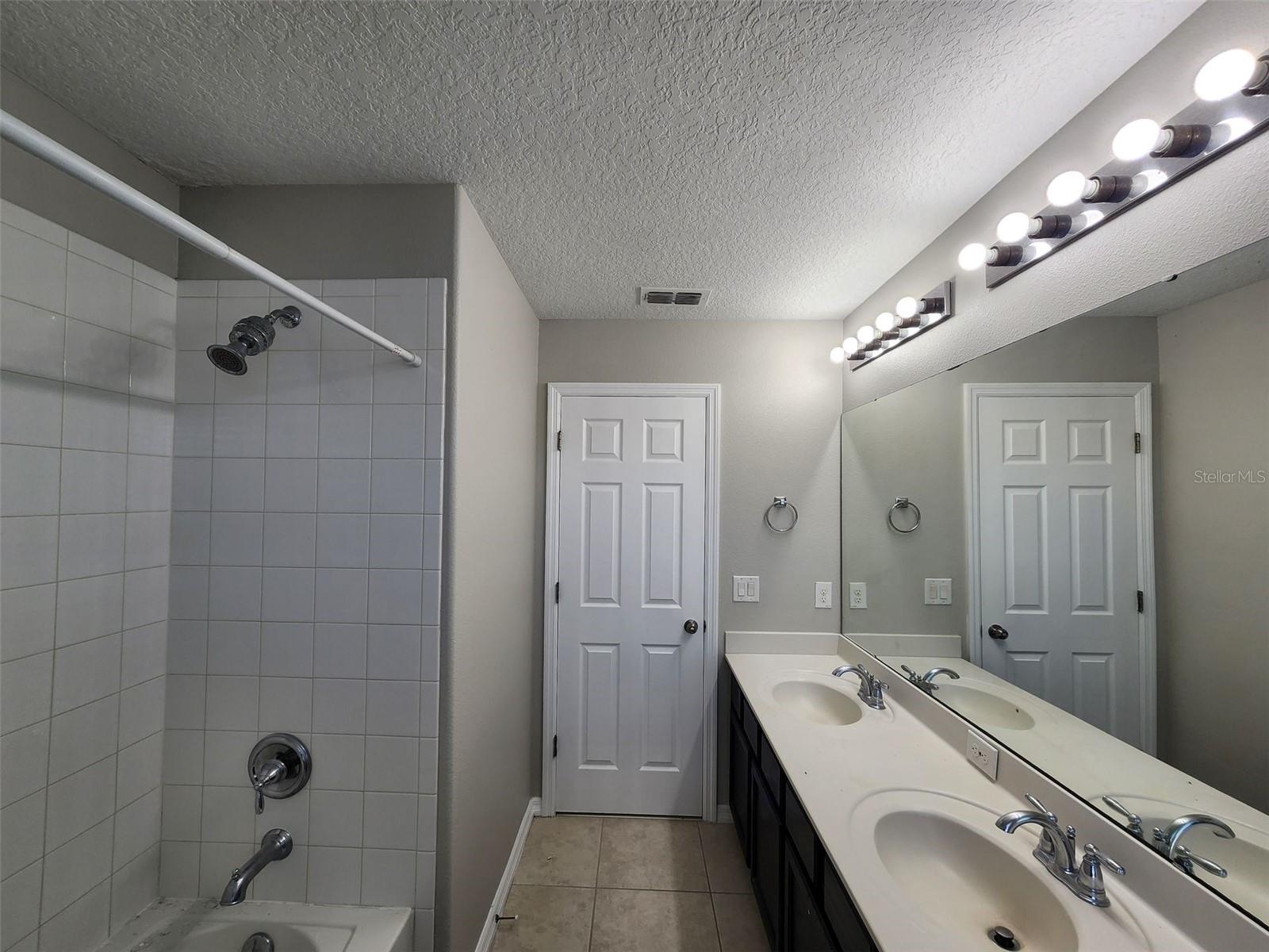 Image 26 of 39 For 8320 Iron Mountain Trail