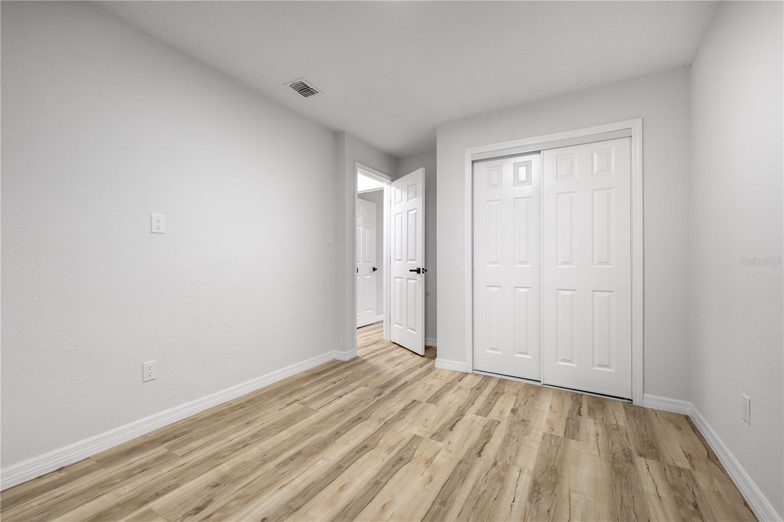 Image 17 of 32 For 4419 Centennial Drive