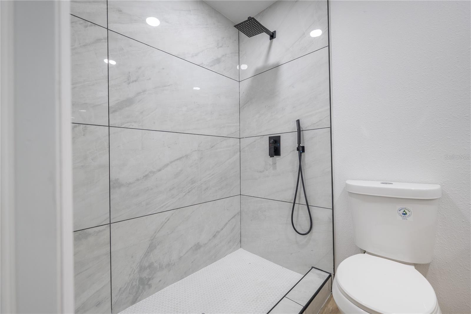 Image 21 of 32 For 4419 Centennial Drive