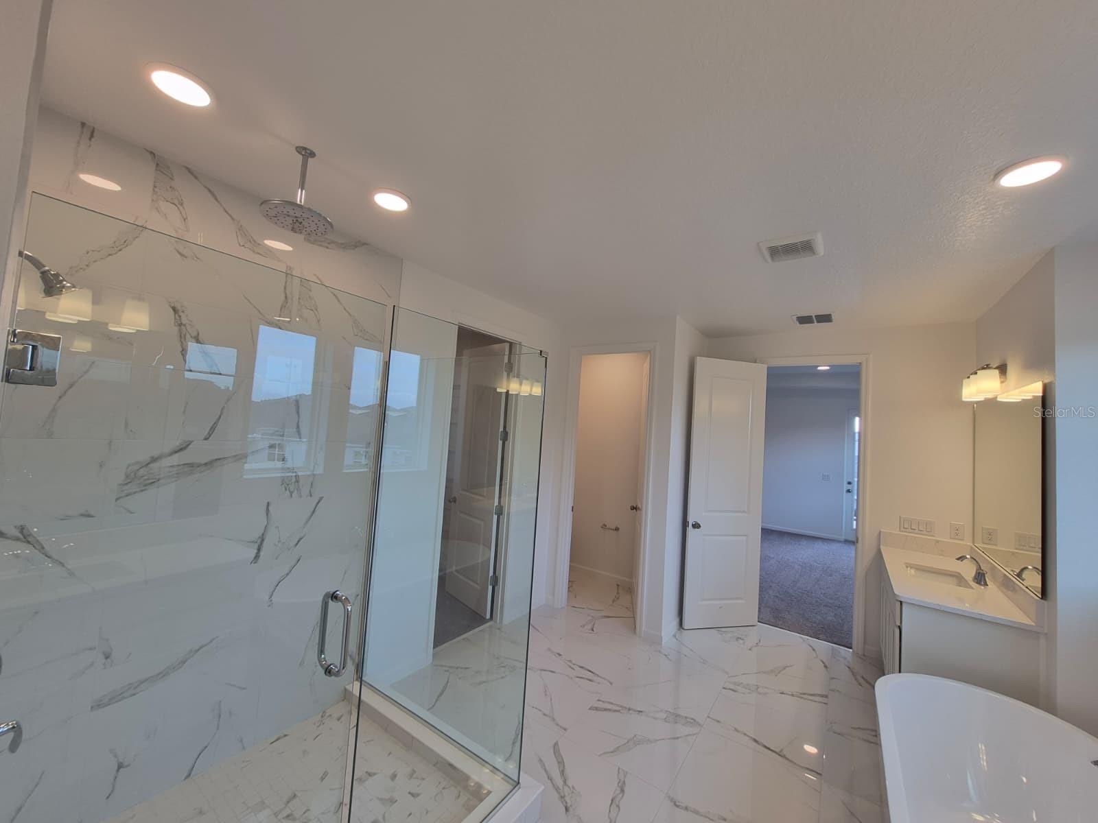 Image 17 of 39 For 5197 Prairie Preserve Run