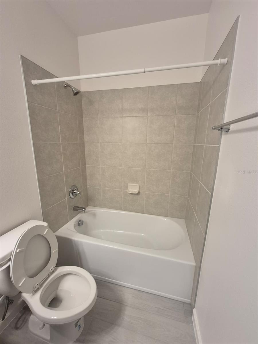 Image 21 of 39 For 5197 Prairie Preserve Run