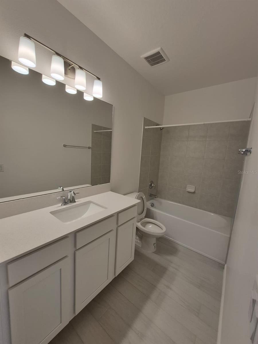 Image 23 of 39 For 5197 Prairie Preserve Run