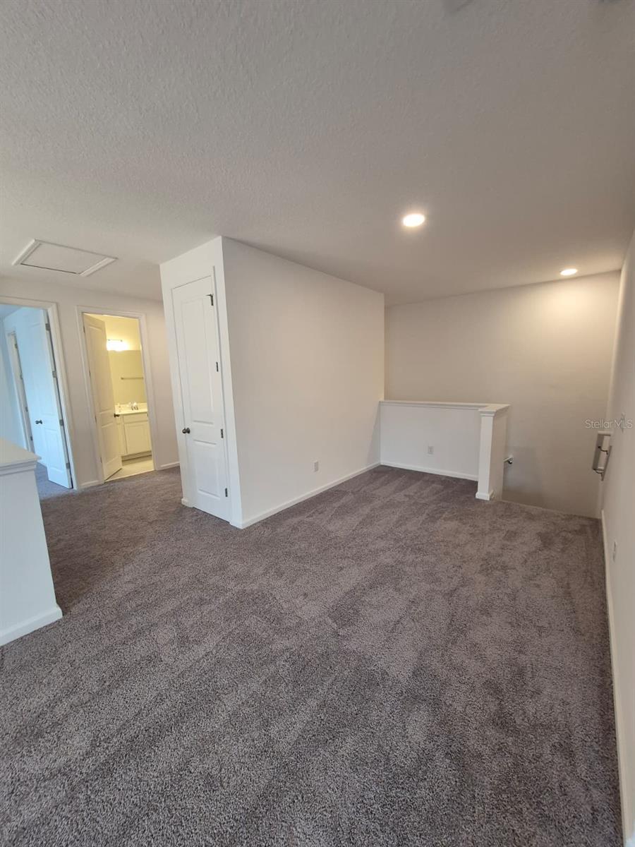 Image 30 of 39 For 5197 Prairie Preserve Run