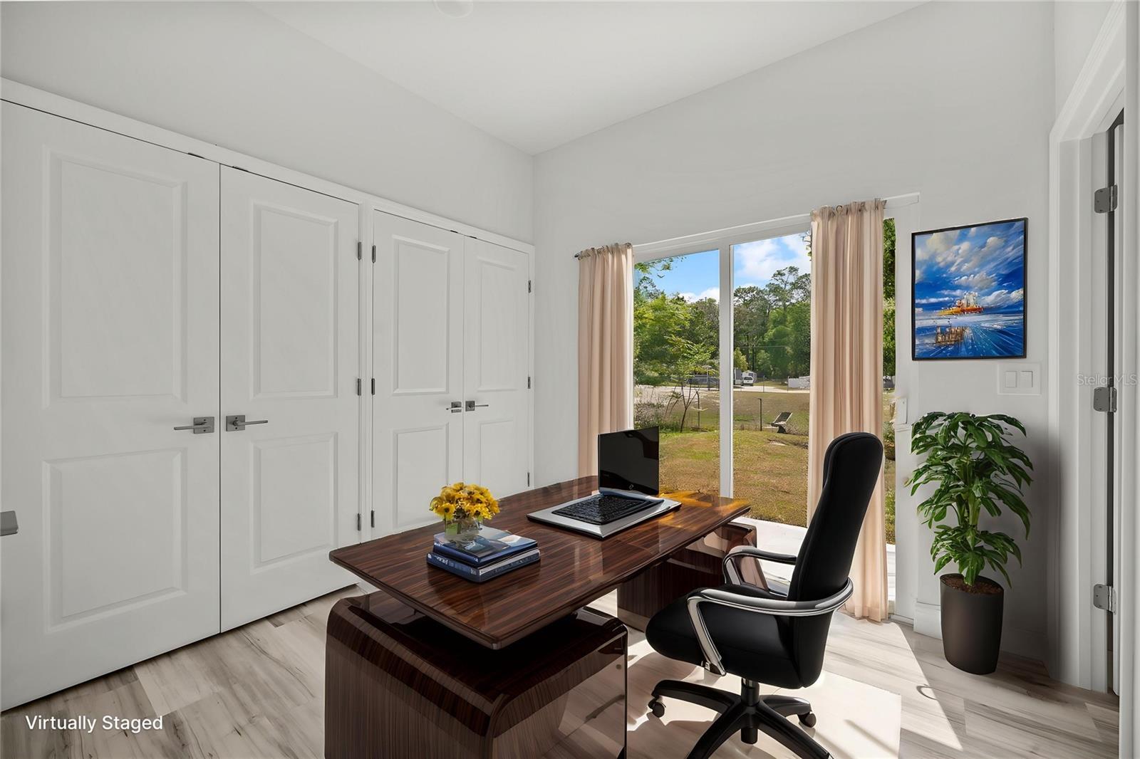 Image 7 of 33 For 688 Euclid Avenue