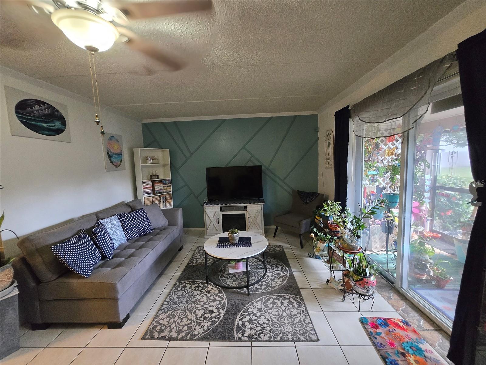 Image 11 of 38 For 1902 Honour Road 8