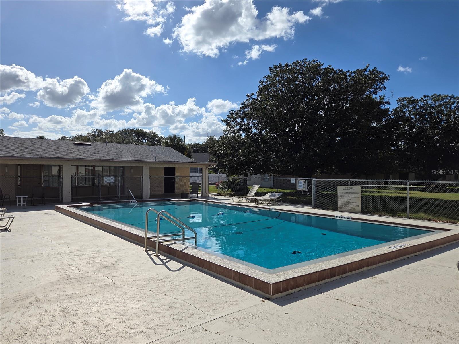 Image 4 of 38 For 1902 Honour Road 8