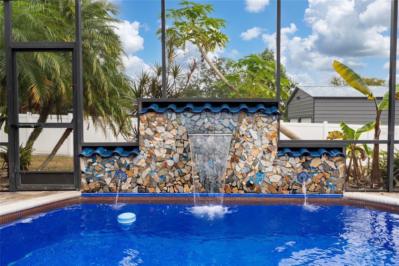 Image 32 of 38 For 511 Glendale Street