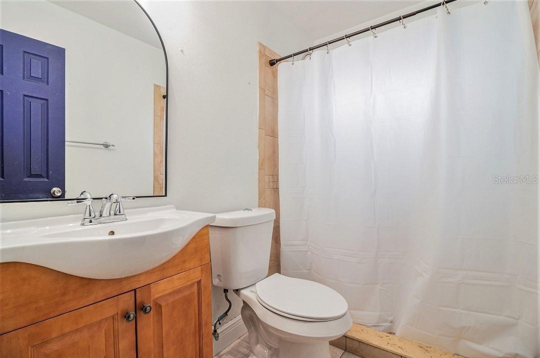 Image 10 of 36 For 4595 Kissimmee Park Road