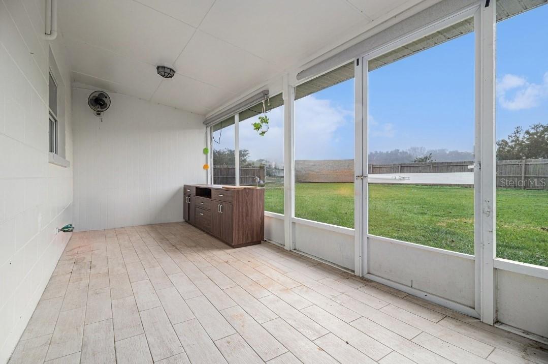 Image 15 of 36 For 4595 Kissimmee Park Road