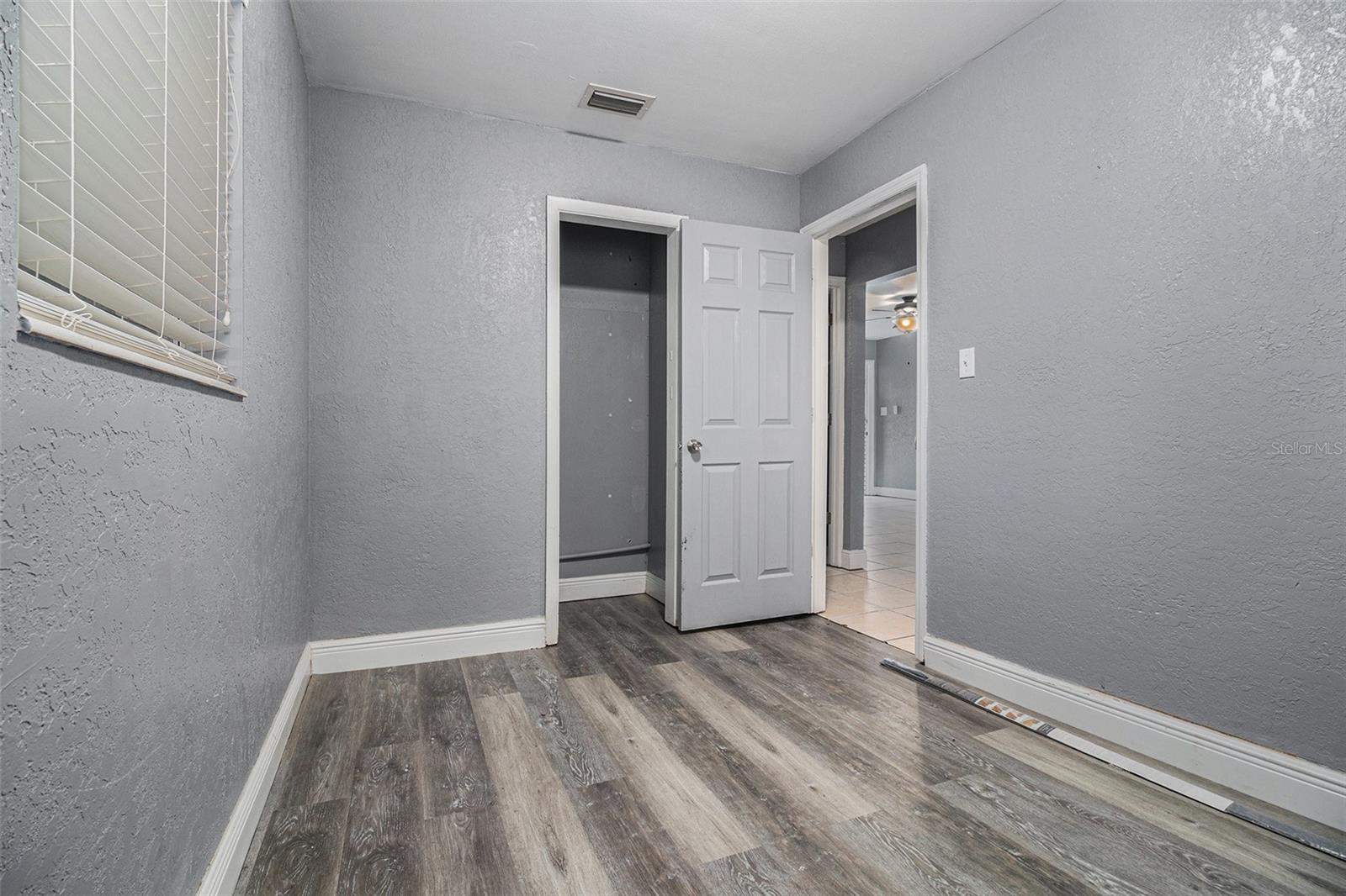 Image 27 of 36 For 4595 Kissimmee Park Road