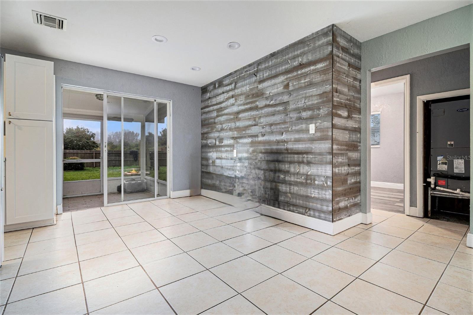 Image 31 of 36 For 4595 Kissimmee Park Road