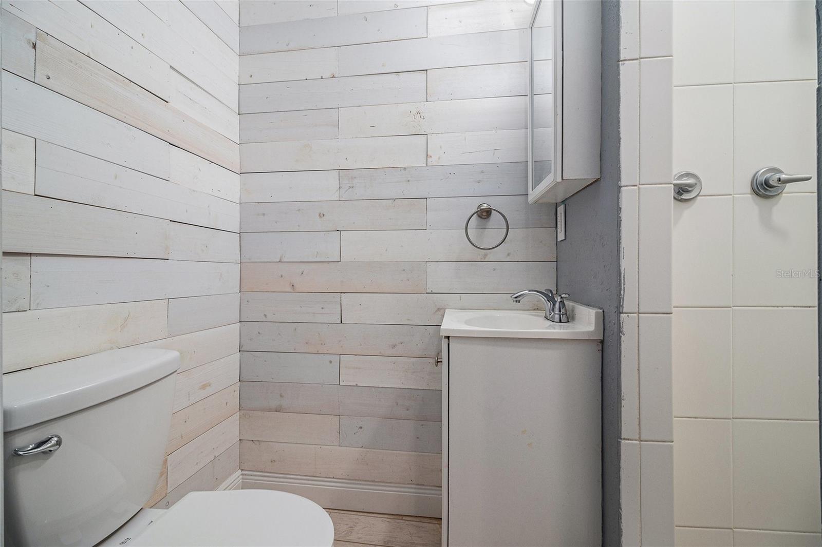 Image 32 of 36 For 4595 Kissimmee Park Road