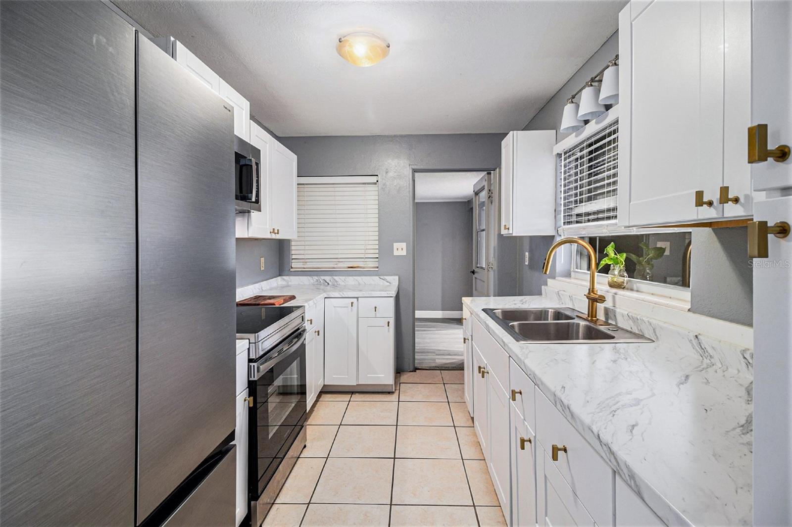 Image 4 of 36 For 4595 Kissimmee Park Road