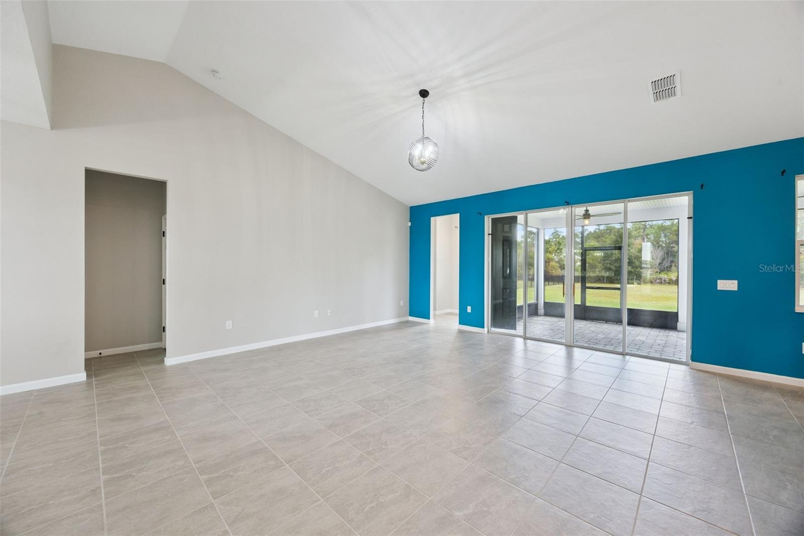 Image 13 of 61 For 7179 Old Melbourne Highway