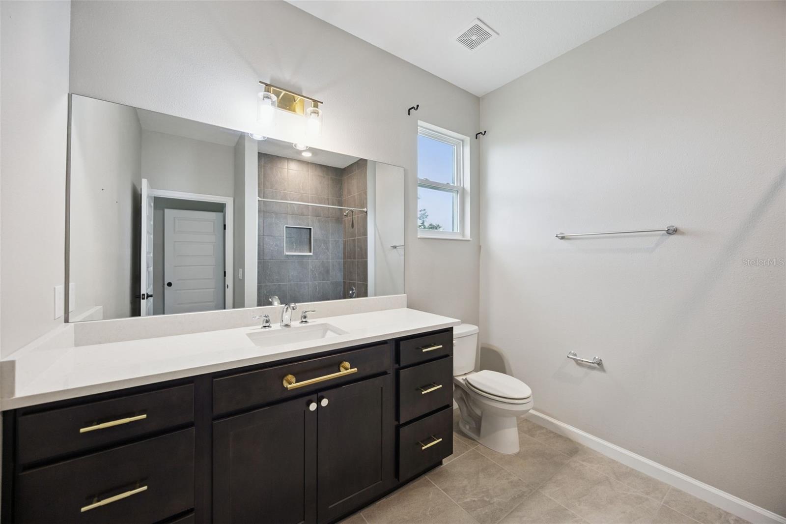 Image 35 of 61 For 7179 Old Melbourne Highway