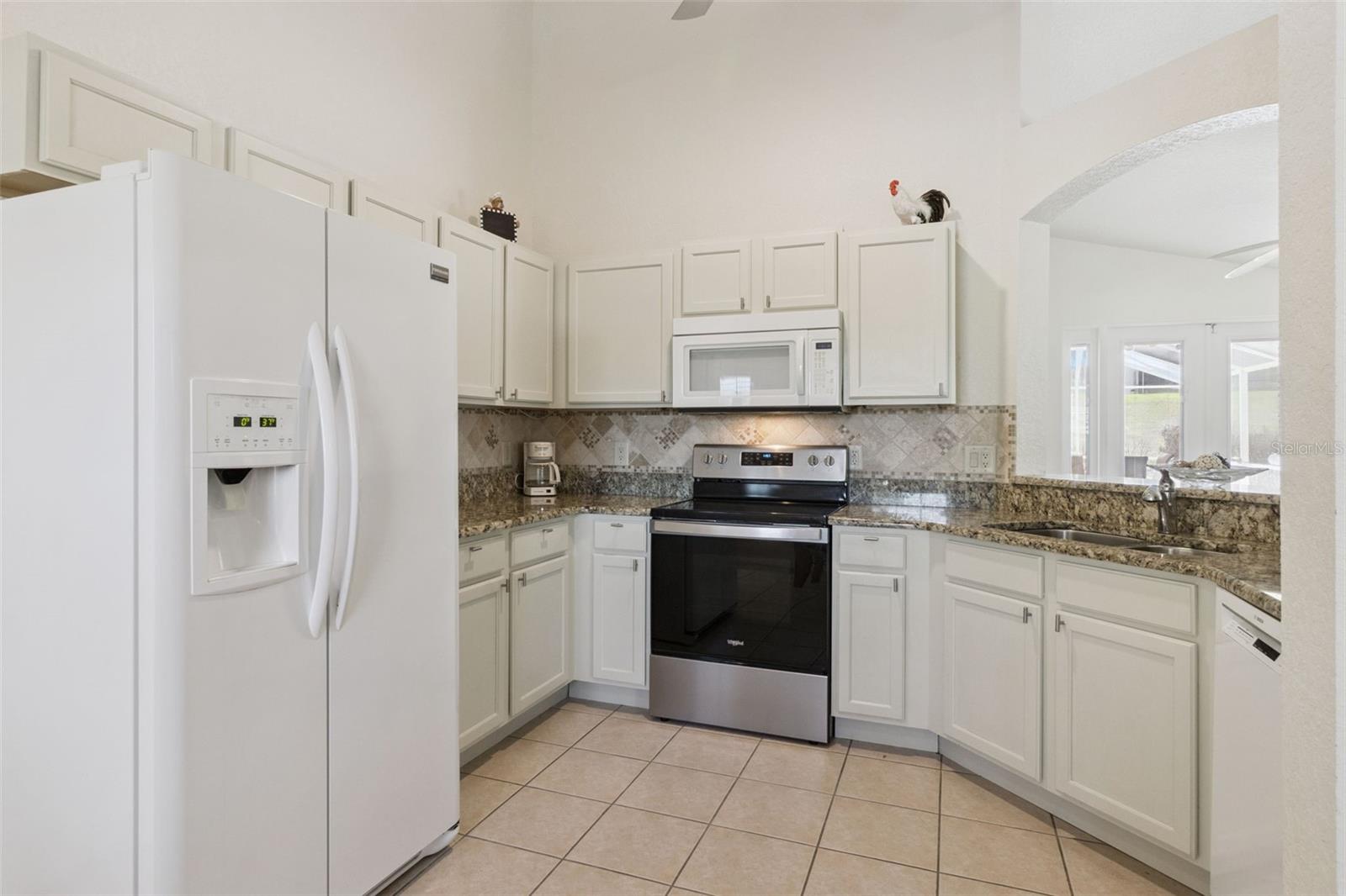 Image 13 of 52 For 864 Birkdale Street