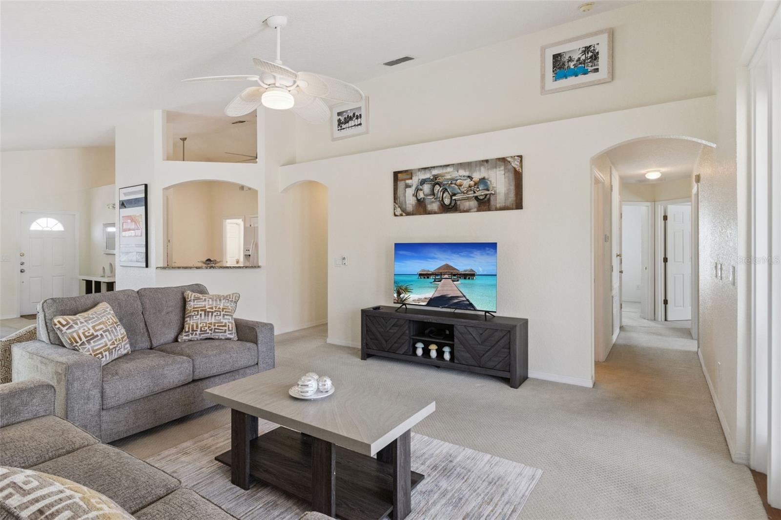 Image 19 of 52 For 864 Birkdale Street