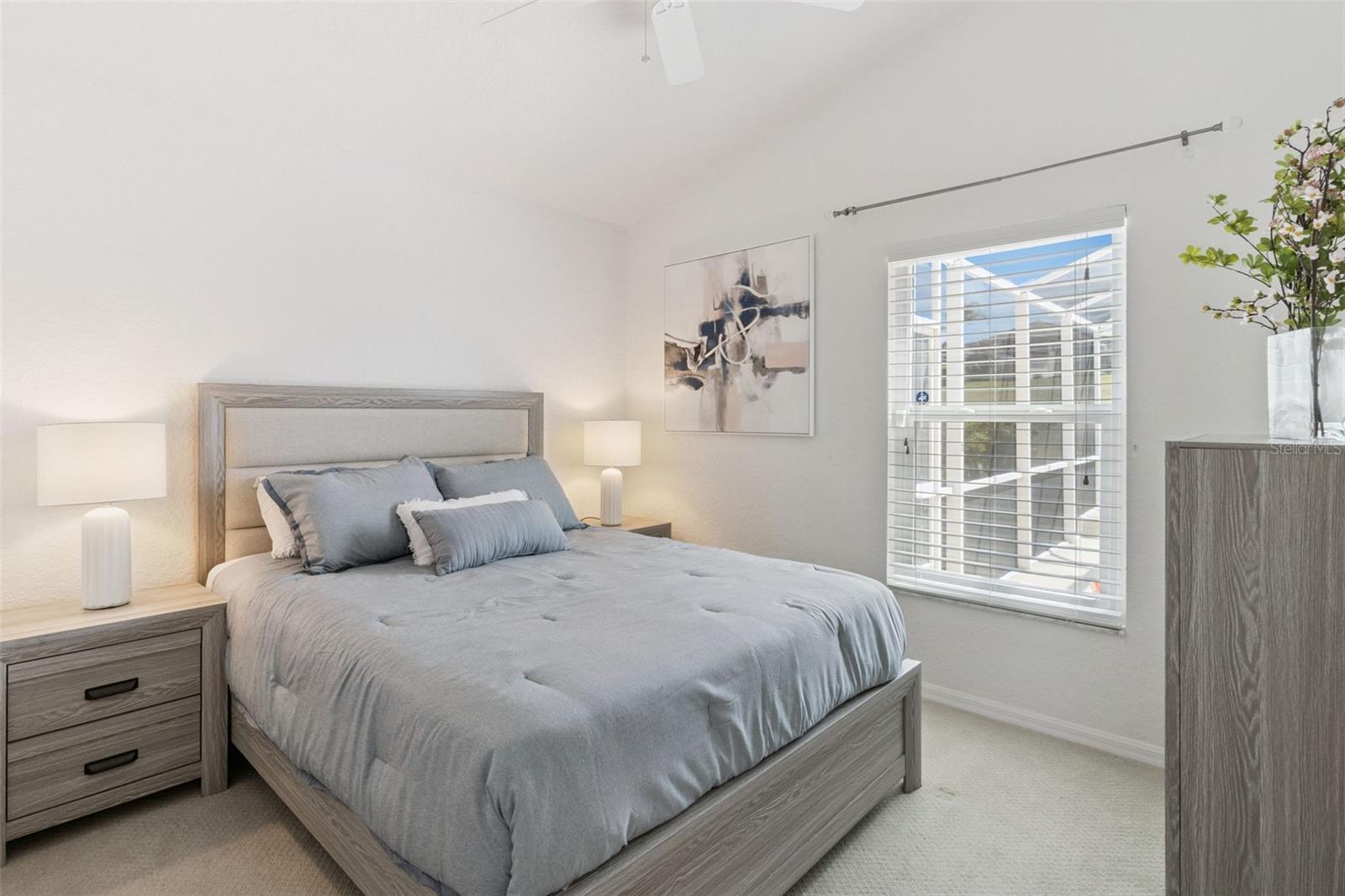 Image 29 of 52 For 864 Birkdale Street