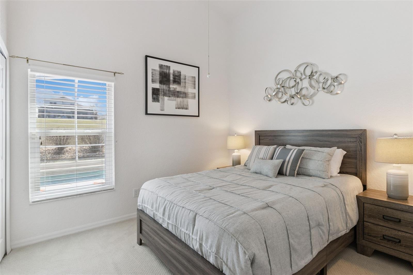 Image 30 of 52 For 864 Birkdale Street