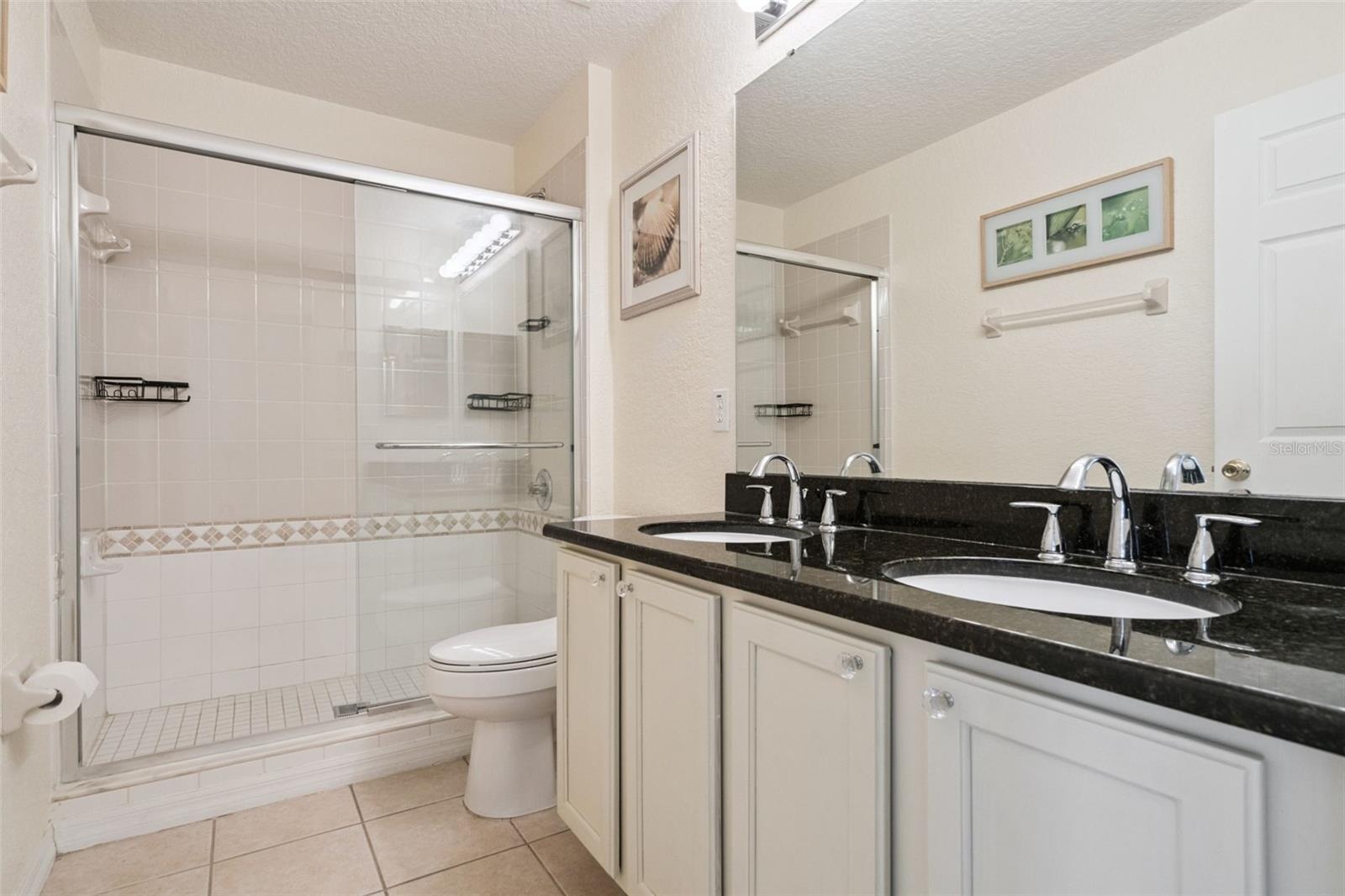 Image 31 of 52 For 864 Birkdale Street