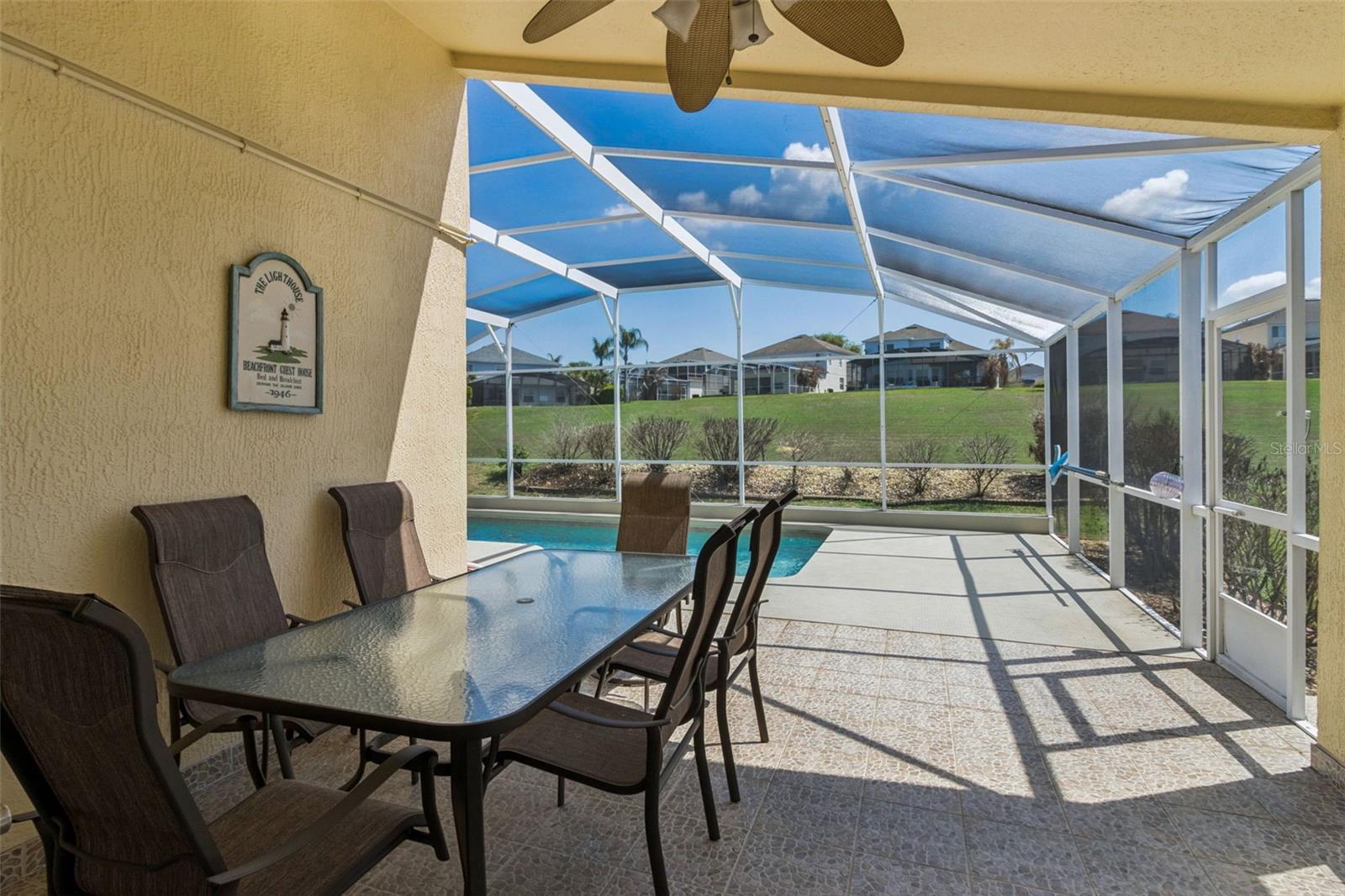 Image 35 of 52 For 864 Birkdale Street