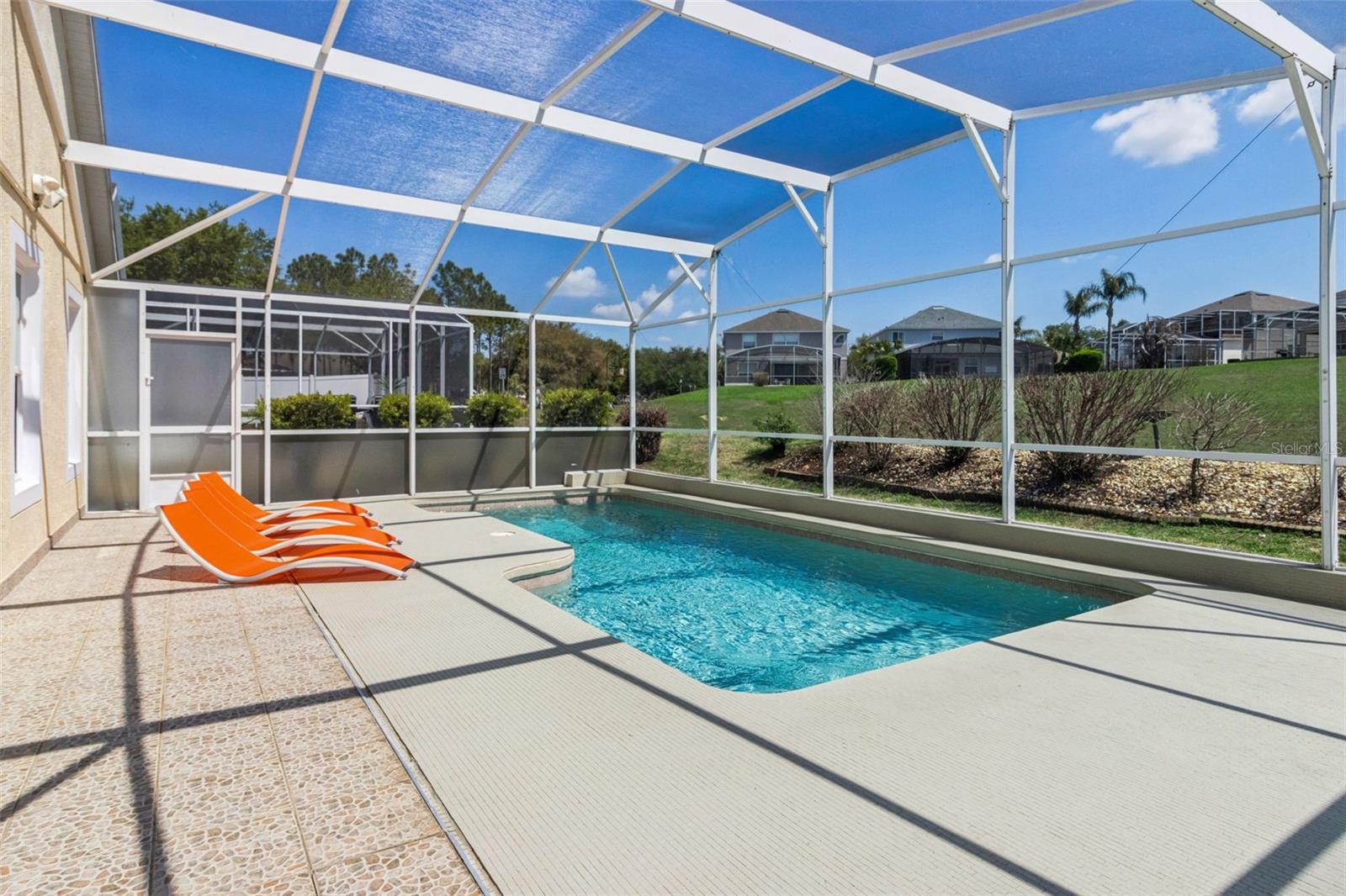 Image 40 of 52 For 864 Birkdale Street