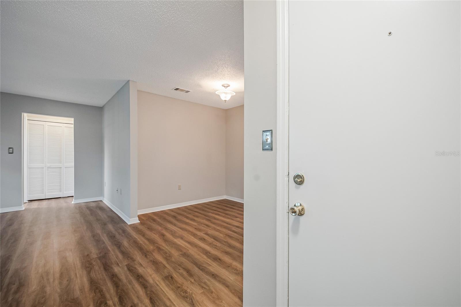 Image 10 of 45 For 500 Newell Hill Road 106d