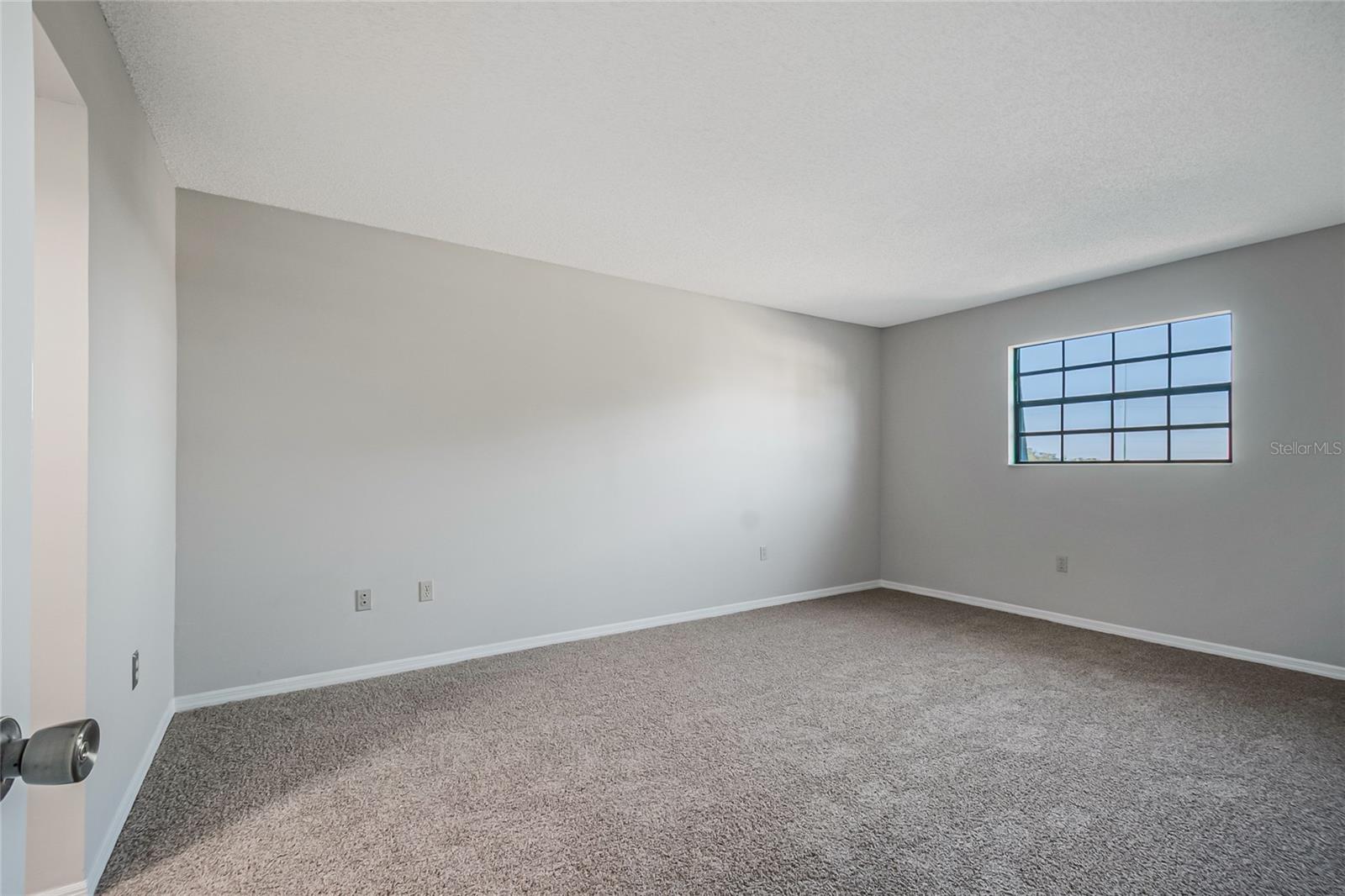 Image 22 of 45 For 500 Newell Hill Road 106d